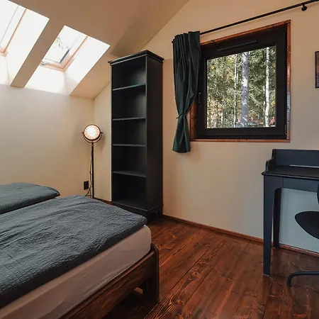 Okno Na Karkonosze بيت للعطل شكلارسكا بوريبا